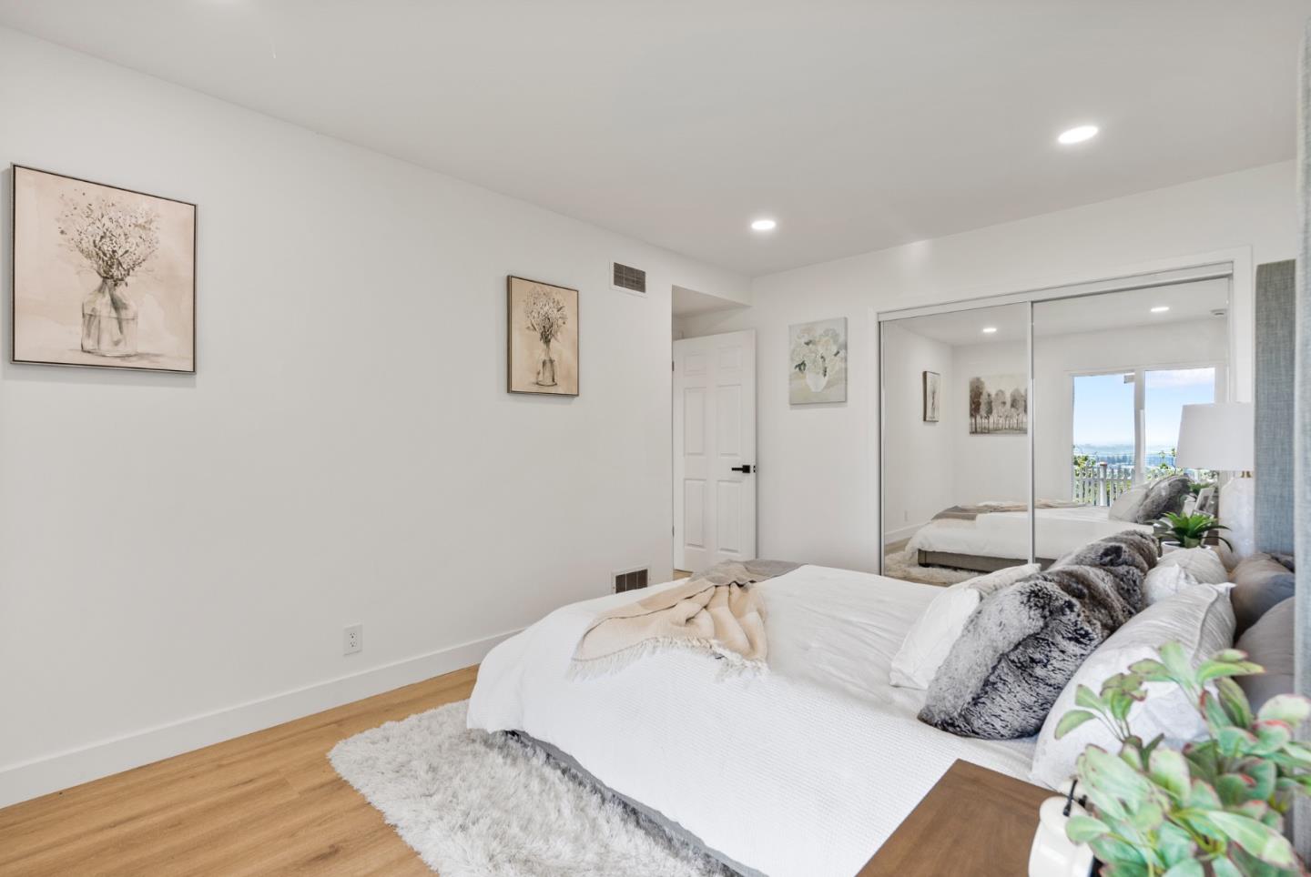 Detail Gallery Image 37 of 58 For 141 Hillcrest Rd, San Carlos,  CA 94070 - 3 Beds | 3/1 Baths