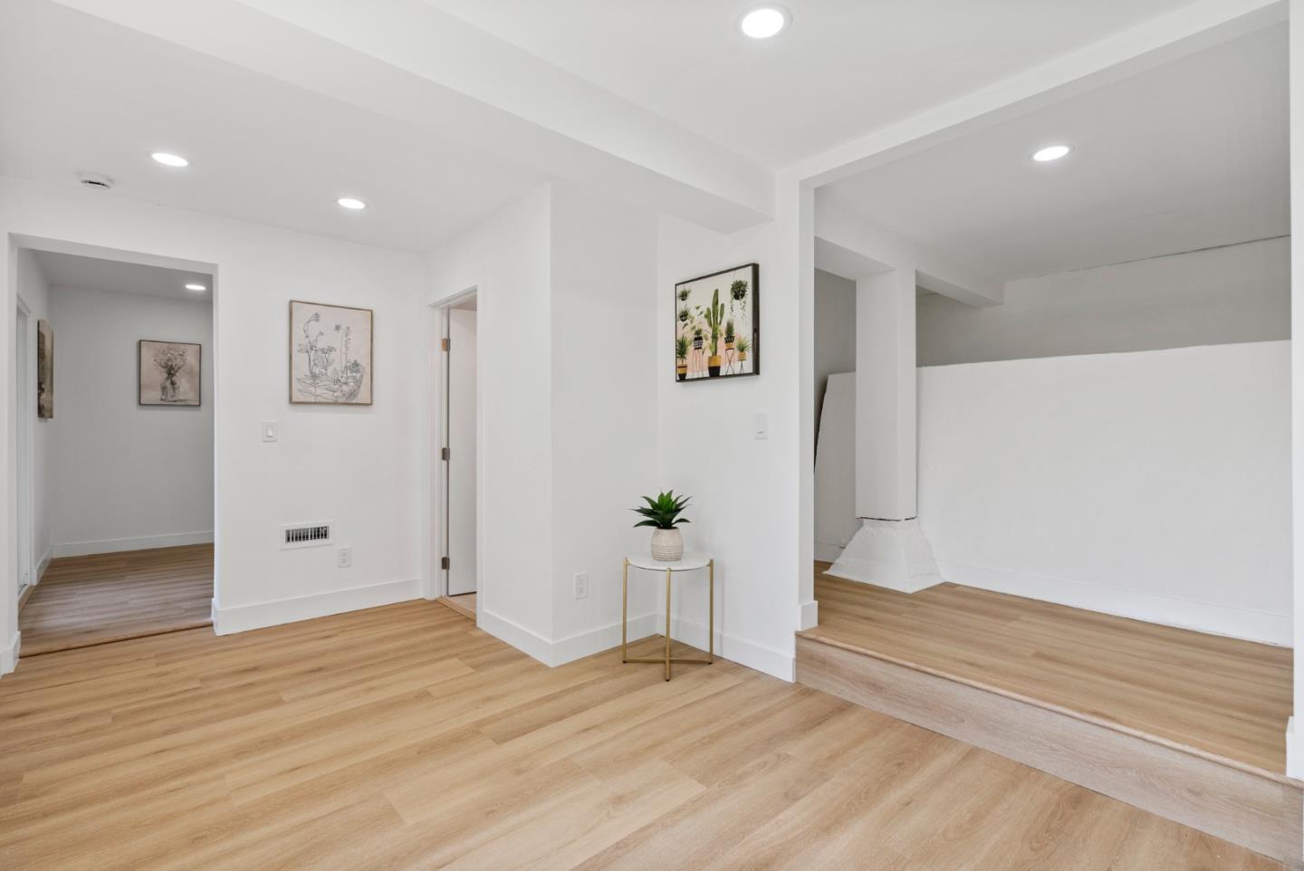 Detail Gallery Image 40 of 58 For 141 Hillcrest Rd, San Carlos,  CA 94070 - 3 Beds | 3/1 Baths