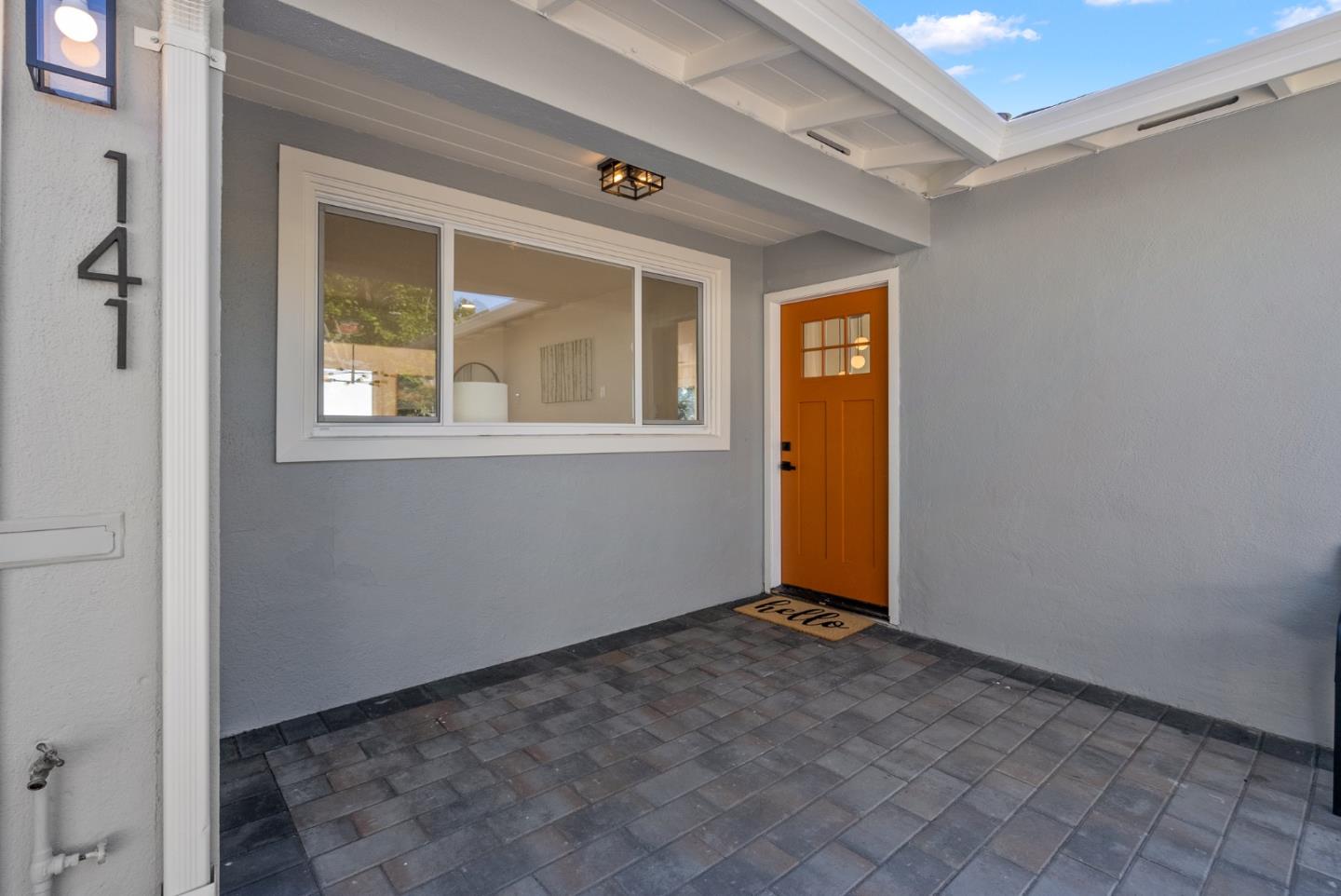 Detail Gallery Image 5 of 58 For 141 Hillcrest Rd, San Carlos,  CA 94070 - 3 Beds | 3/1 Baths