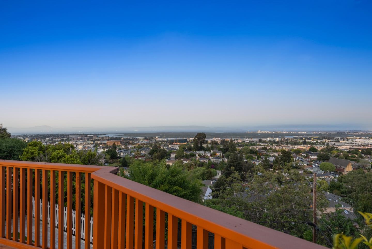 Detail Gallery Image 57 of 58 For 141 Hillcrest Rd, San Carlos,  CA 94070 - 3 Beds | 3/1 Baths