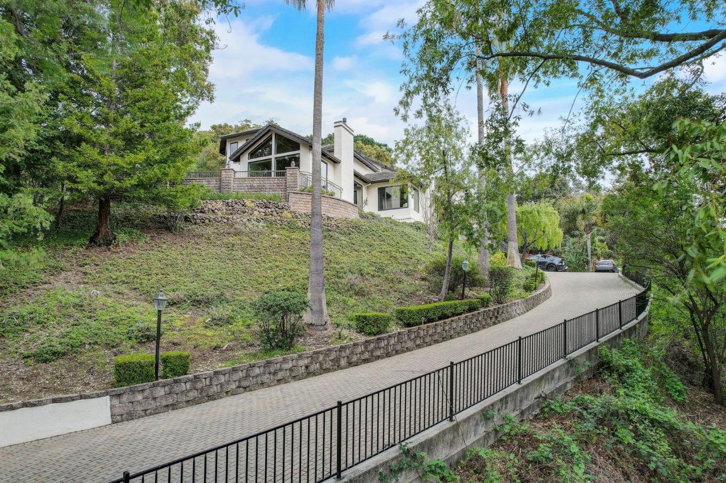 Detail Gallery Image 72 of 80 For 15965 Shannon Rd, Los Gatos,  CA 95032 - 5 Beds | 3/1 Baths
