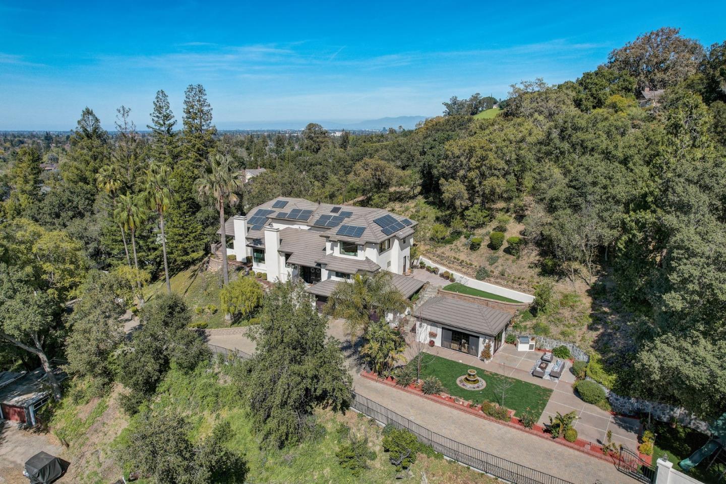 Detail Gallery Image 76 of 80 For 15965 Shannon Rd, Los Gatos,  CA 95032 - 5 Beds | 3/1 Baths