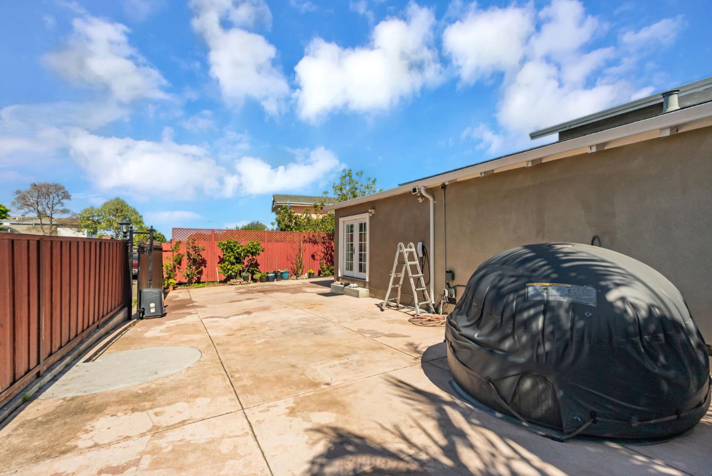 Detail Gallery Image 25 of 27 For 4611 Carmen Way, Union City,  CA 94587 - 3 Beds | 2/1 Baths