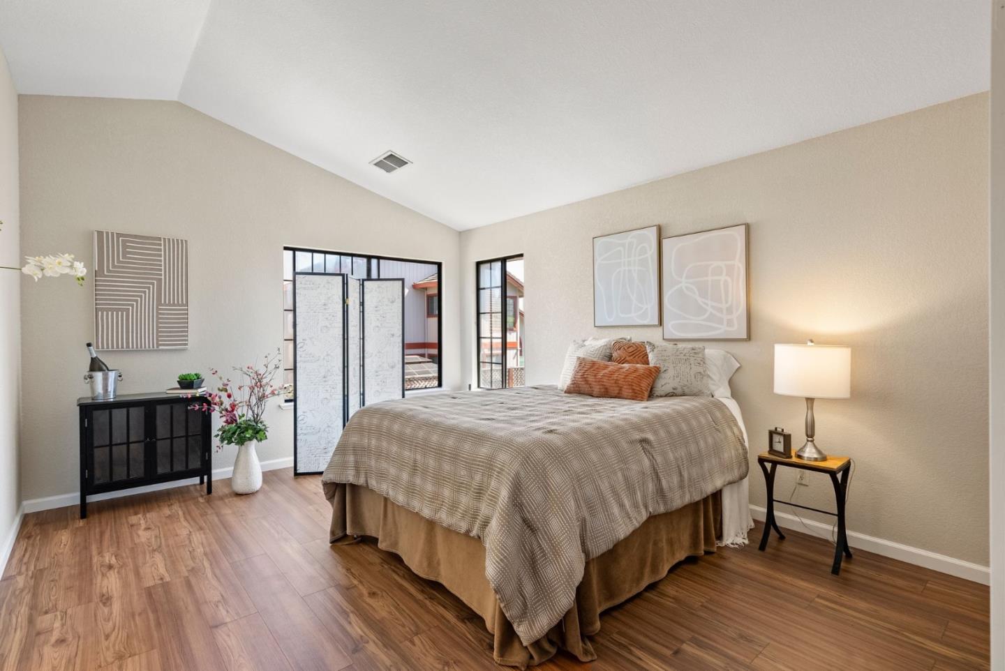 Detail Gallery Image 17 of 32 For 7313 Rasmussen Way, Rohnert Park,  CA 94928 - 3 Beds | 2/1 Baths