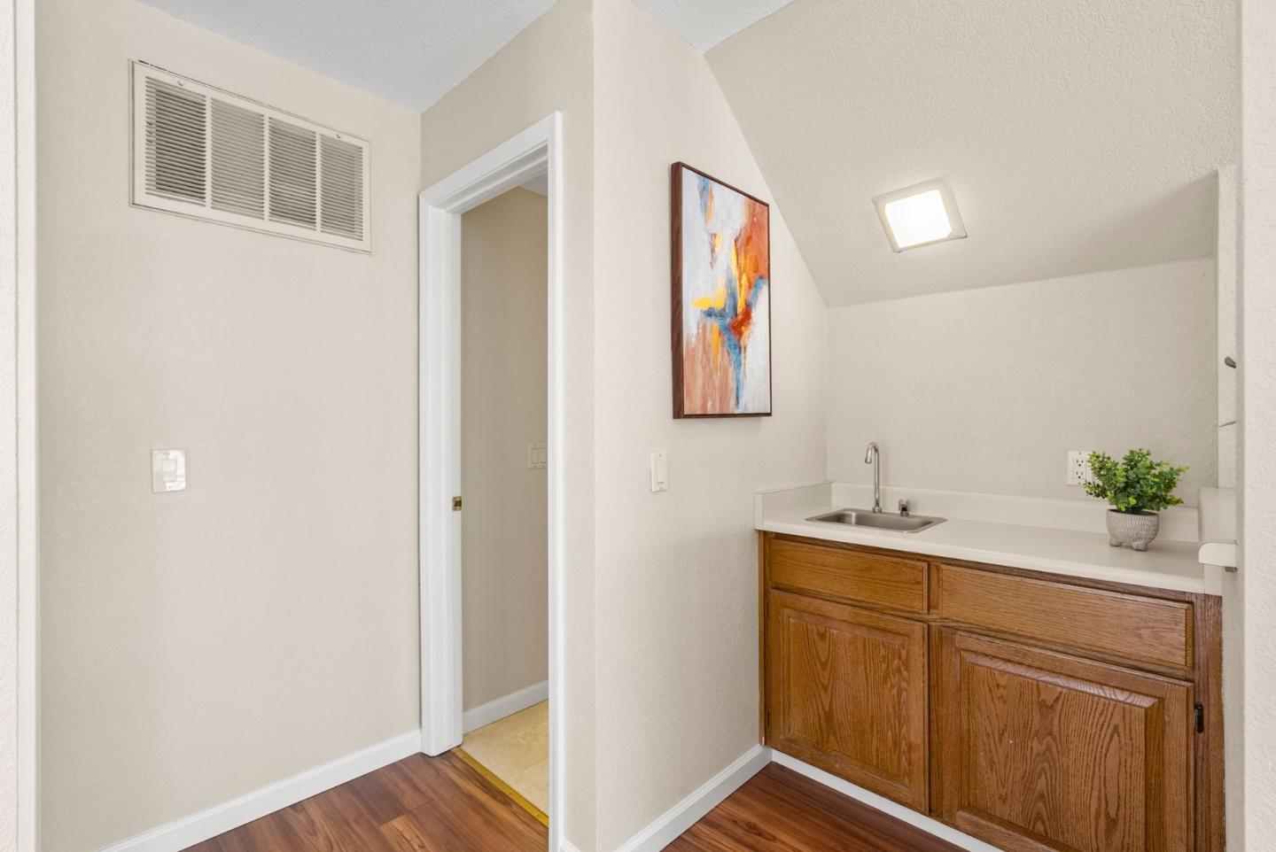 Detail Gallery Image 24 of 32 For 7313 Rasmussen Way, Rohnert Park,  CA 94928 - 3 Beds | 2/1 Baths