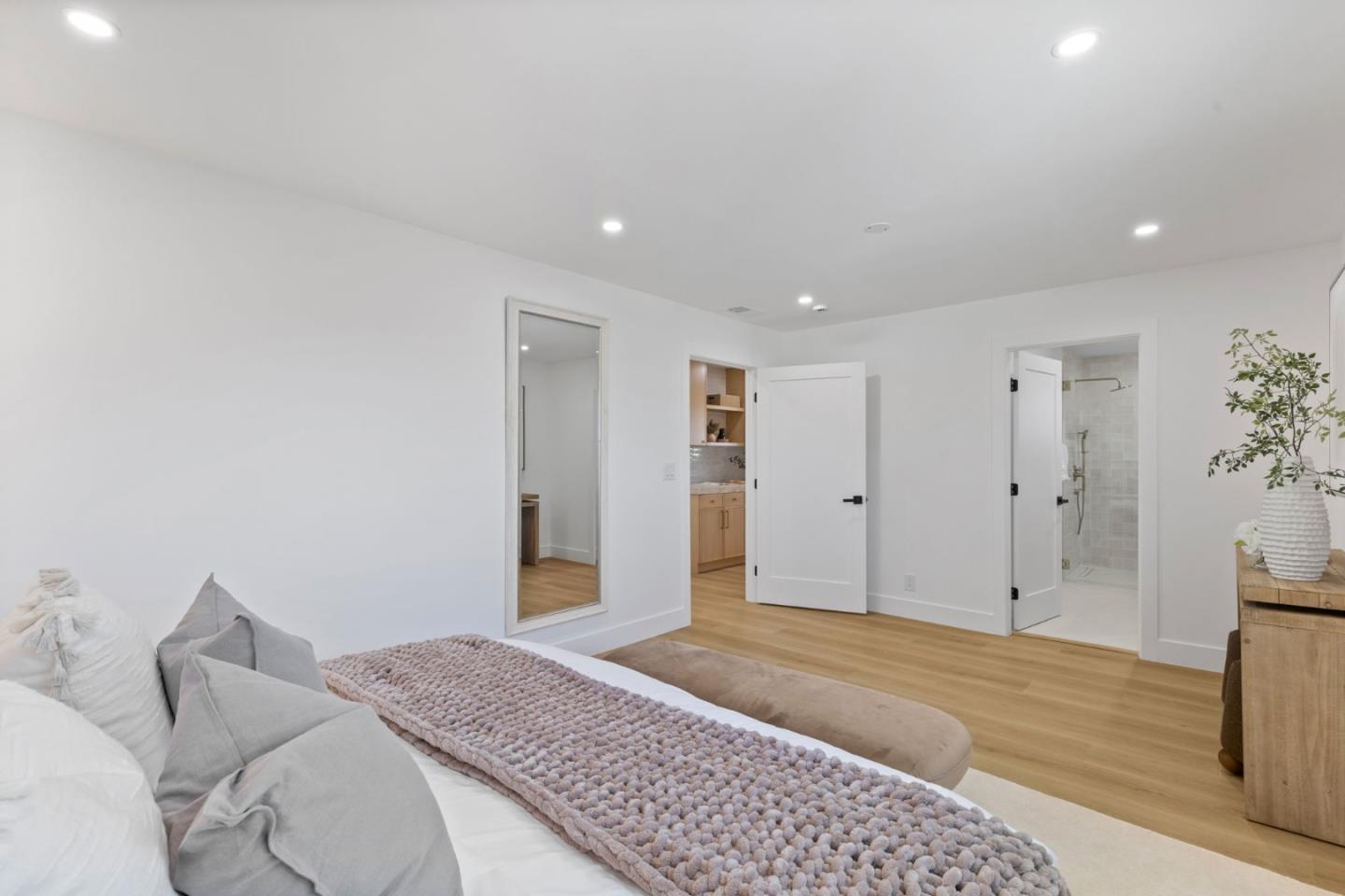 Detail Gallery Image 22 of 37 For 2277 Flint Ave, San Jose,  CA 95148 - 4 Beds | 3 Baths