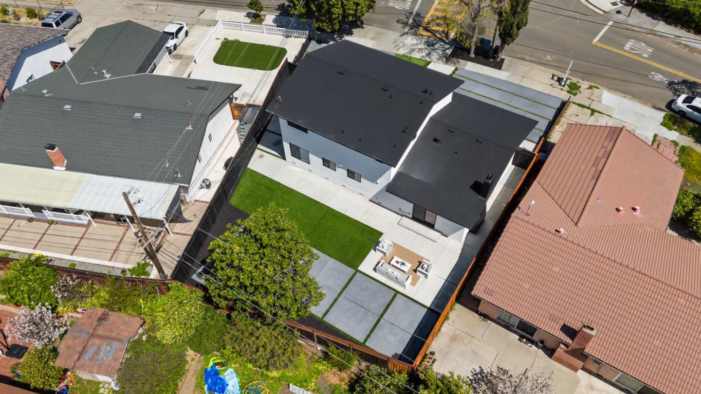 Detail Gallery Image 36 of 37 For 2277 Flint Ave, San Jose,  CA 95148 - 4 Beds | 3 Baths