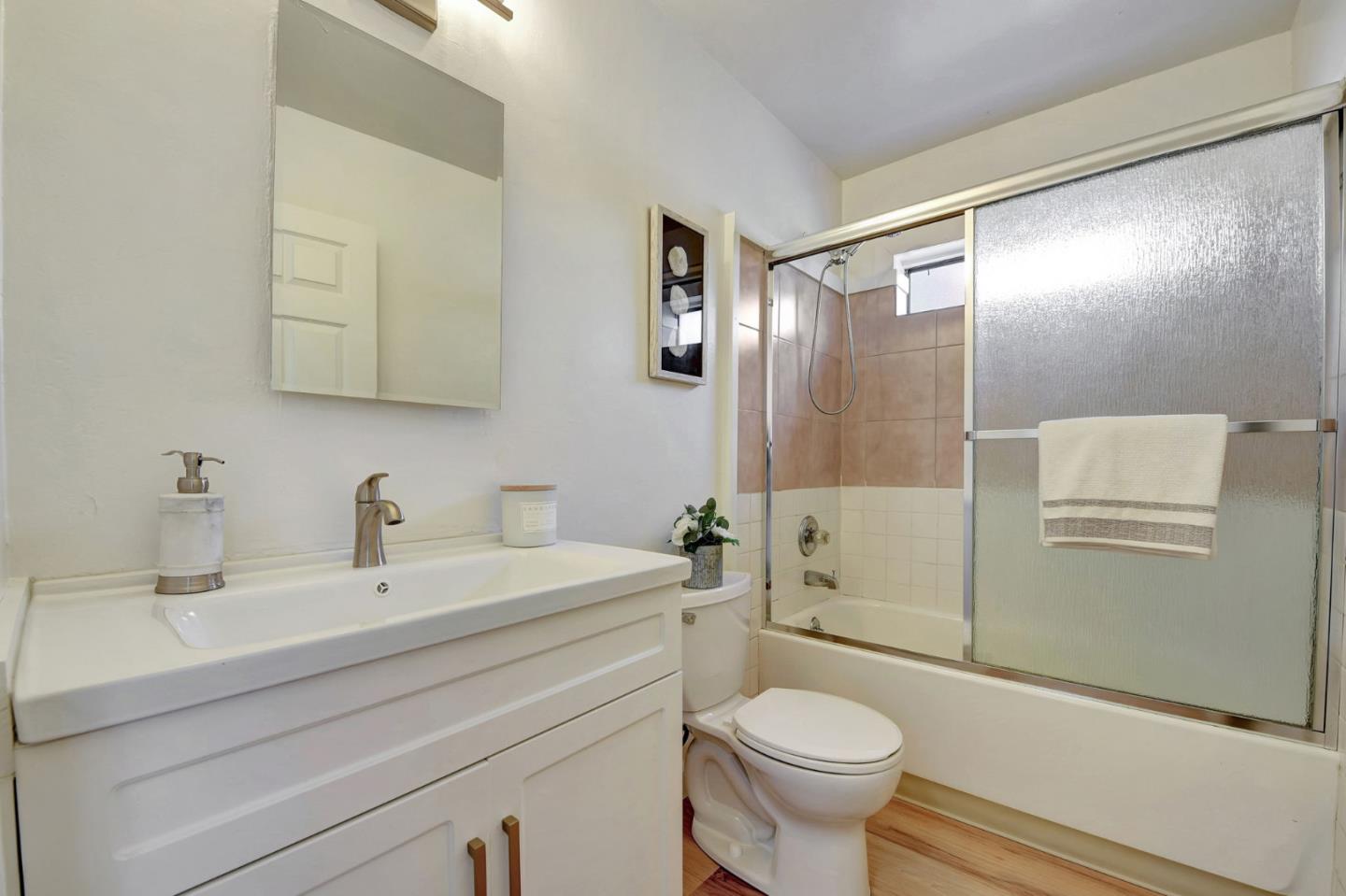 Detail Gallery Image 23 of 38 For 2281 Cooley Ave, East Palo Alto,  CA 94303 - 3 Beds | 1 Baths