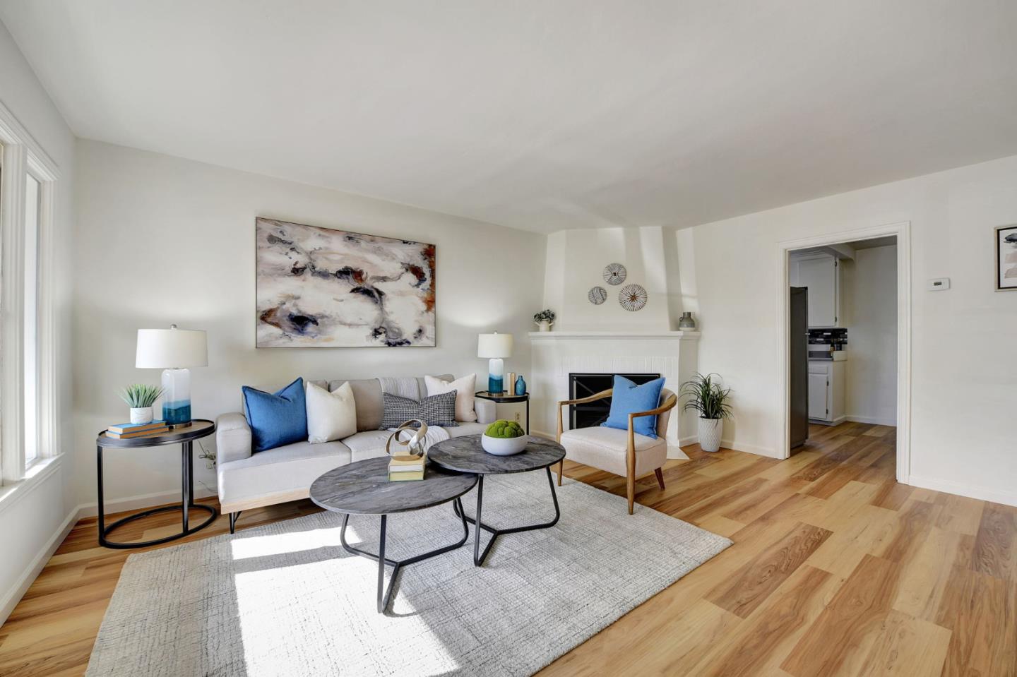 Detail Gallery Image 3 of 38 For 2281 Cooley Ave, East Palo Alto,  CA 94303 - 3 Beds | 1 Baths