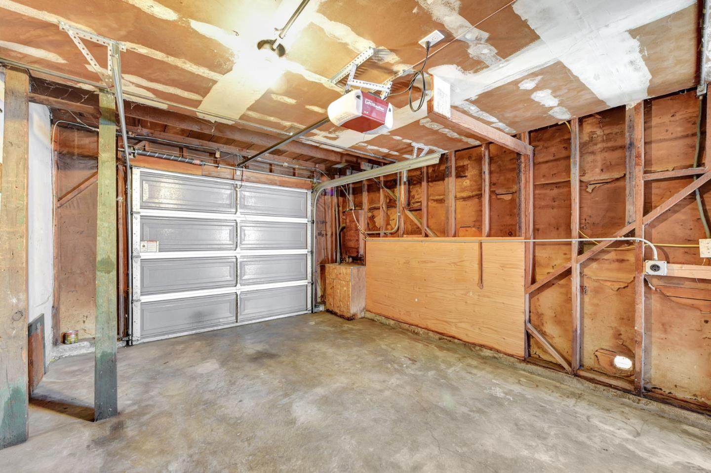 Detail Gallery Image 32 of 38 For 2281 Cooley Ave, East Palo Alto,  CA 94303 - 3 Beds | 1 Baths