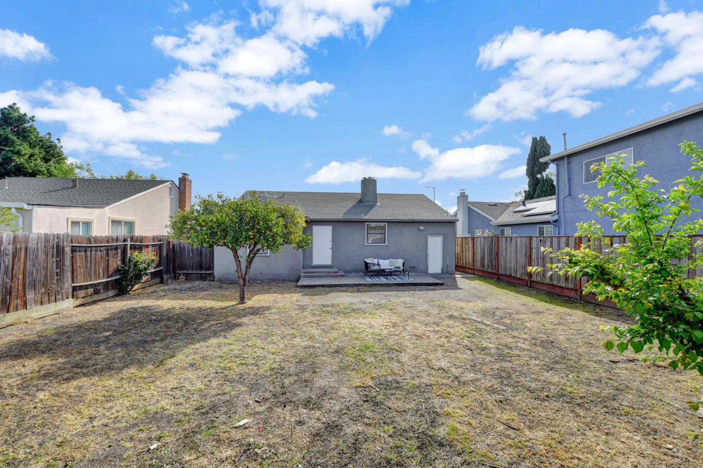Detail Gallery Image 34 of 38 For 2281 Cooley Ave, East Palo Alto,  CA 94303 - 3 Beds | 1 Baths