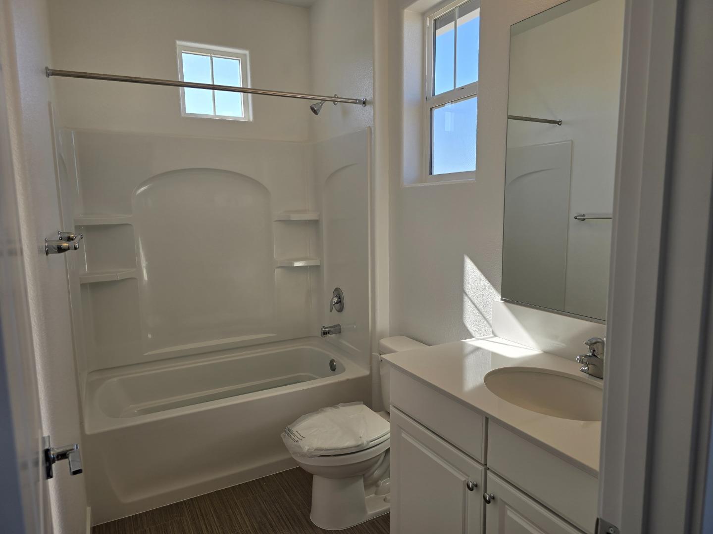 Detail Gallery Image 12 of 15 For 3081 Abrams Drive, Marina,  CA 93933 - 3 Beds | 2/1 Baths