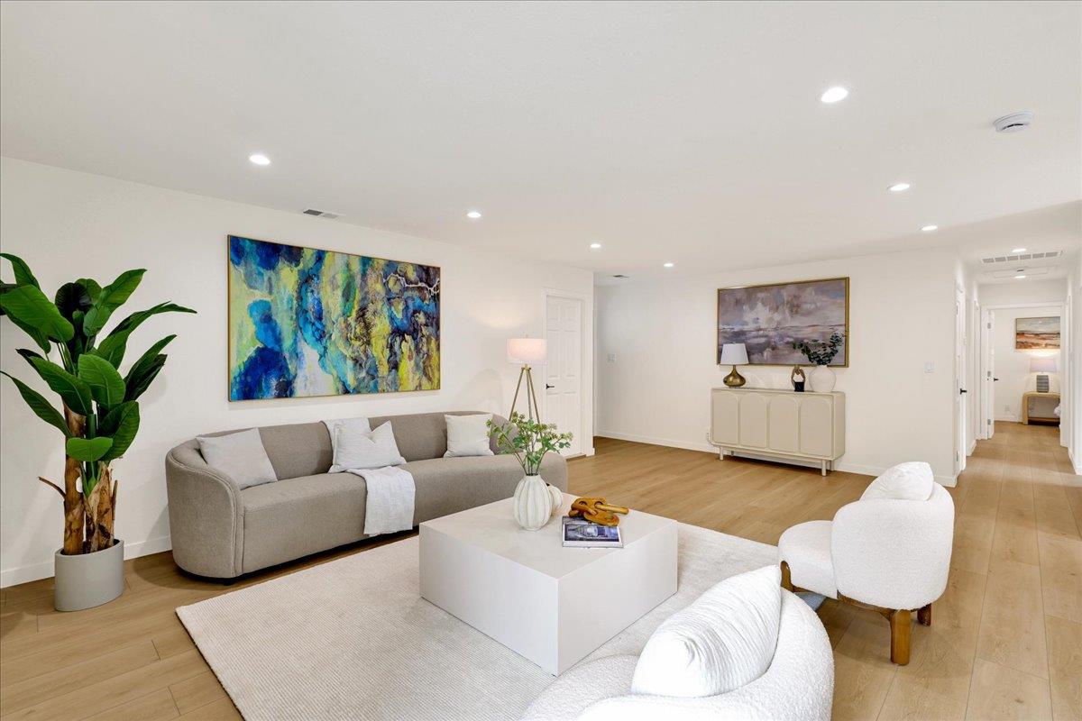 Detail Gallery Image 7 of 51 For 1944 Bernice Way, San Jose,  CA 95124 - 4 Beds | 2 Baths