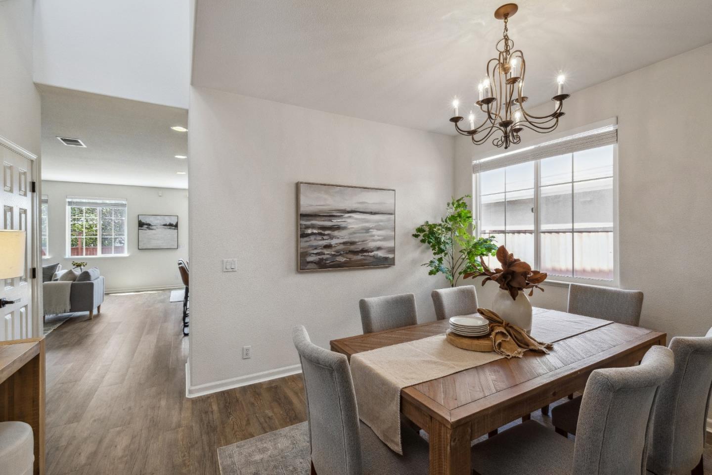 Detail Gallery Image 10 of 50 For 4276 Bay Crest Cir, Seaside,  CA 93955 - 4 Beds | 3 Baths