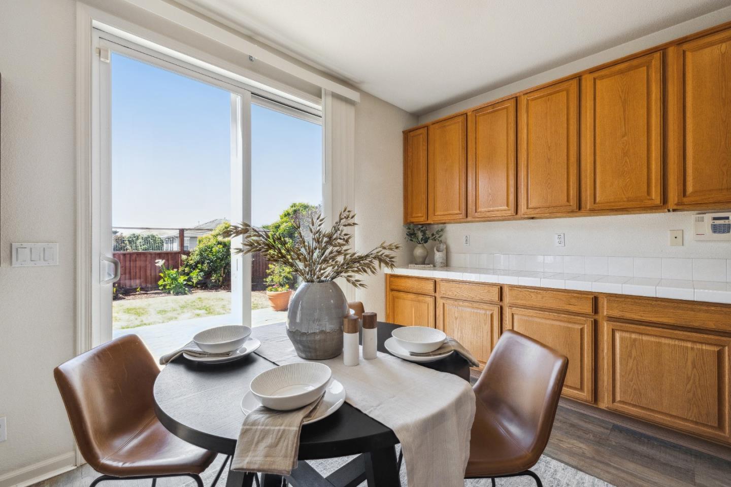 Detail Gallery Image 17 of 50 For 4276 Bay Crest Cir, Seaside,  CA 93955 - 4 Beds | 3 Baths