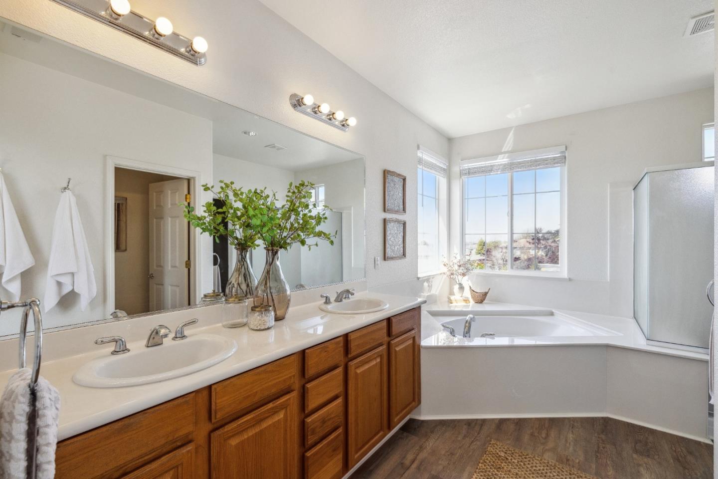 Detail Gallery Image 33 of 50 For 4276 Bay Crest Cir, Seaside,  CA 93955 - 4 Beds | 3 Baths