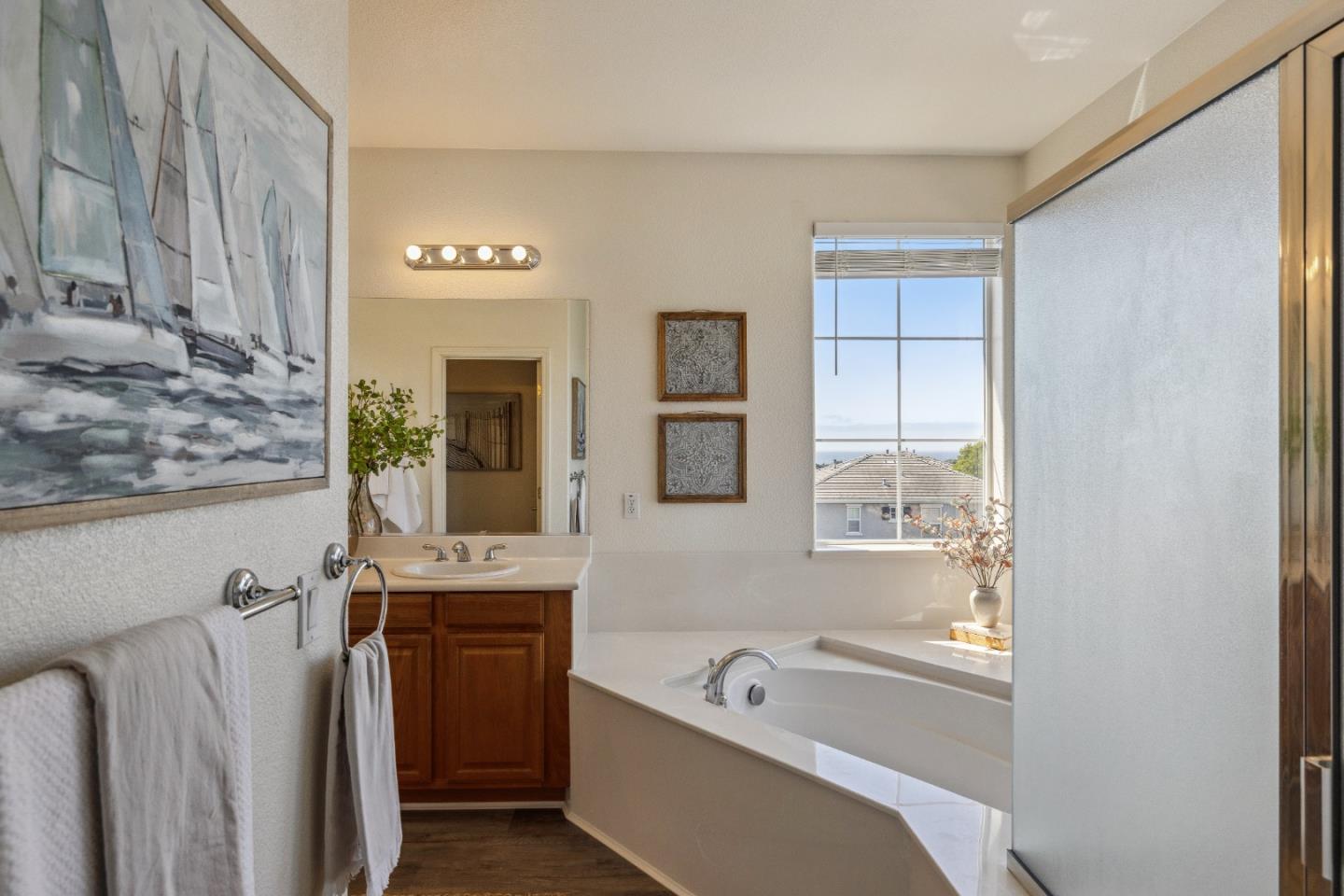 Detail Gallery Image 37 of 50 For 4276 Bay Crest Cir, Seaside,  CA 93955 - 4 Beds | 3 Baths