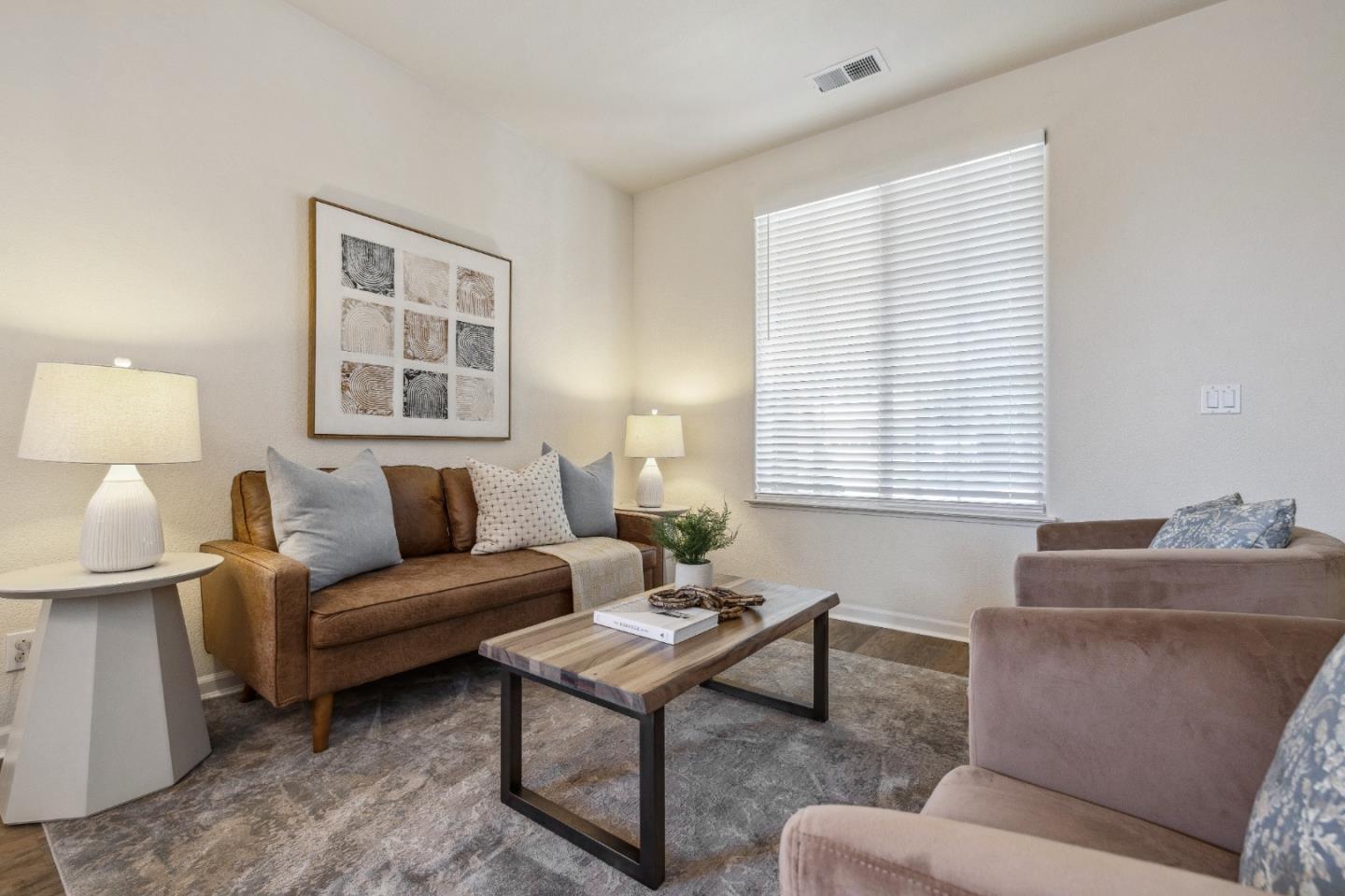 Detail Gallery Image 7 of 50 For 4276 Bay Crest Cir, Seaside,  CA 93955 - 4 Beds | 3 Baths