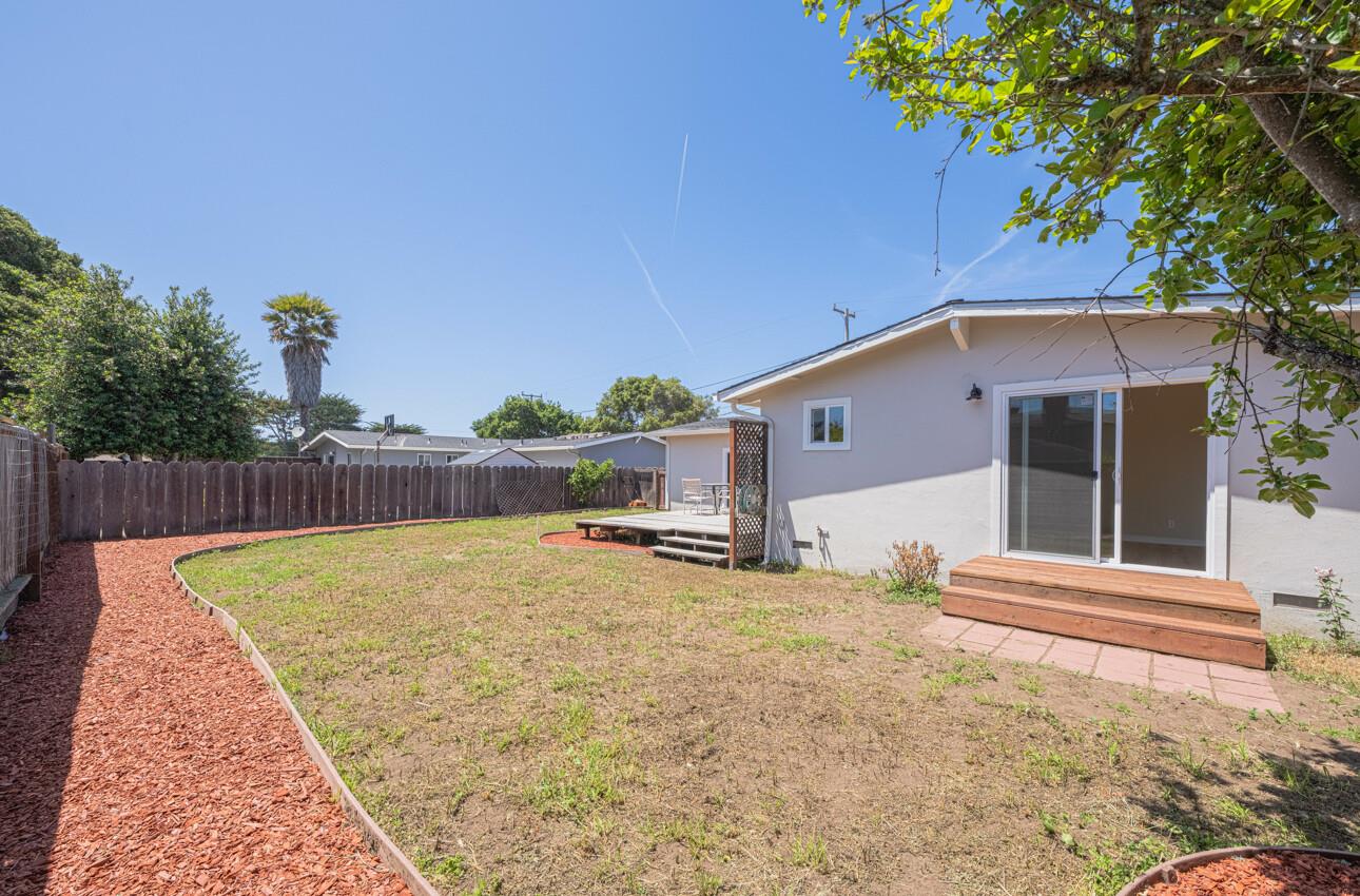 Detail Gallery Image 21 of 31 For 1076 Rousch Ave, Seaside,  CA 93955 - 3 Beds | 1/1 Baths
