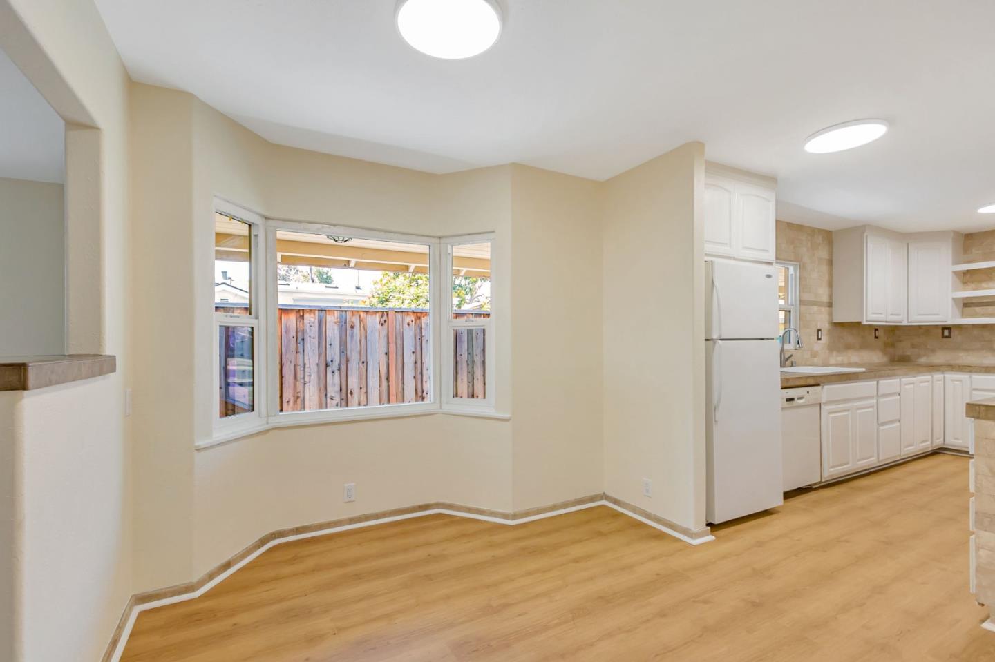 Detail Gallery Image 12 of 48 For 370 Edwards Ave, San Jose,  CA 95110 - – Beds | – Baths