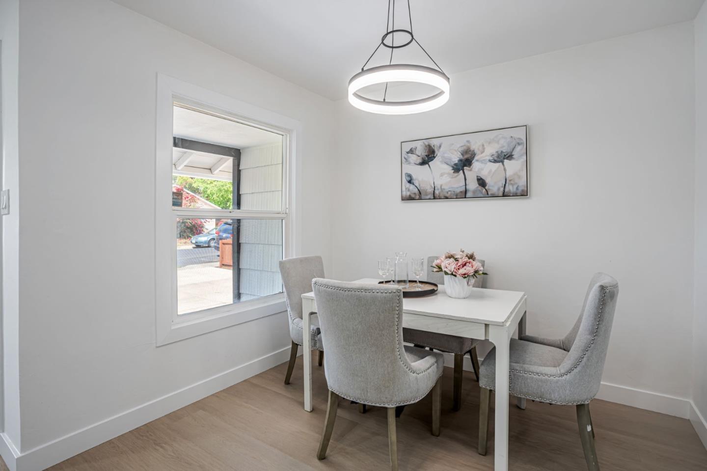 Detail Gallery Image 15 of 46 For 109 Maple St, Vacaville,  CA 95688 - 6 Beds | 2/1 Baths