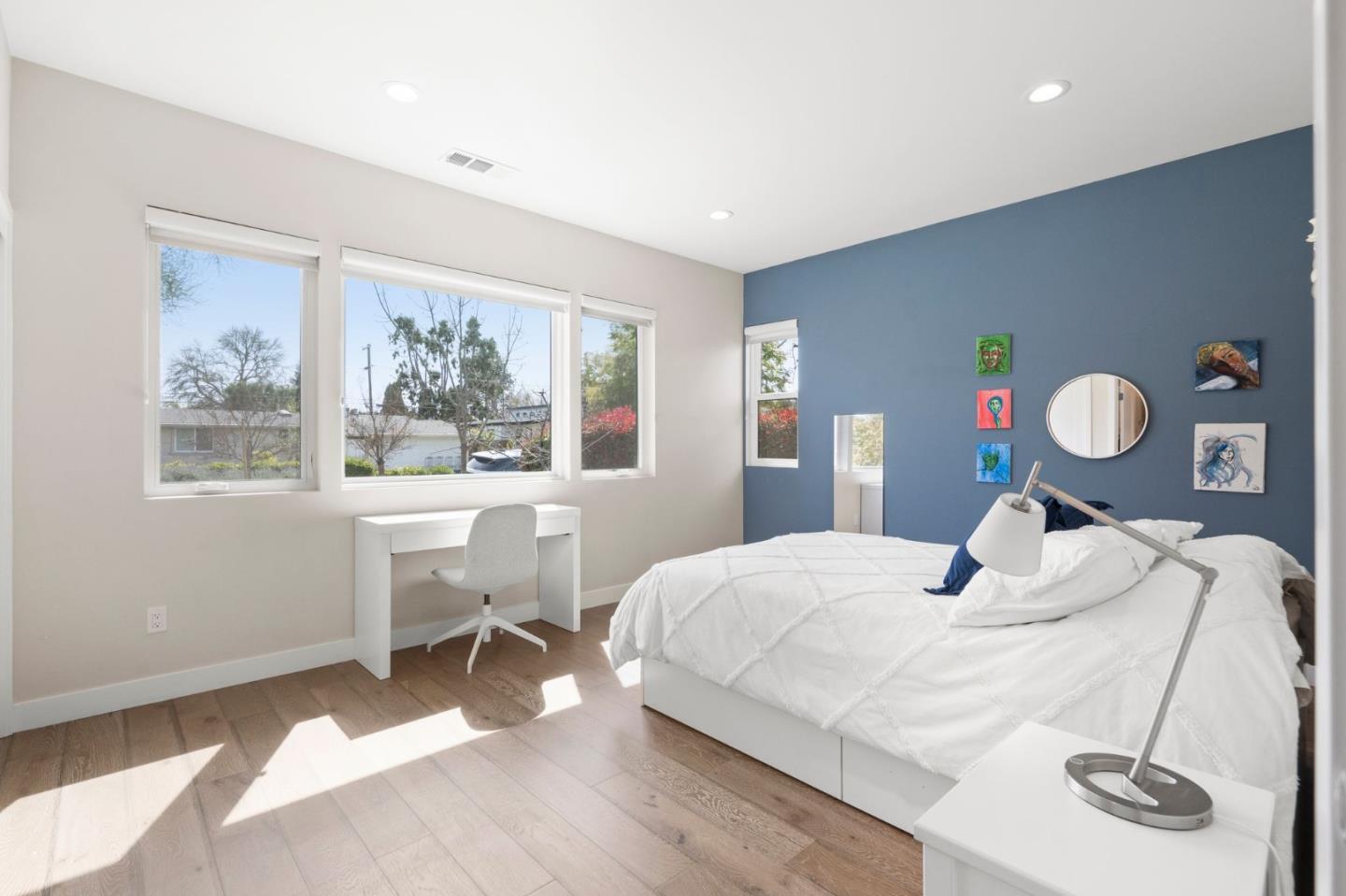Detail Gallery Image 17 of 33 For 2331 Sunny Vista Dr, San Jose,  CA 95128 - 4 Beds | 3/1 Baths