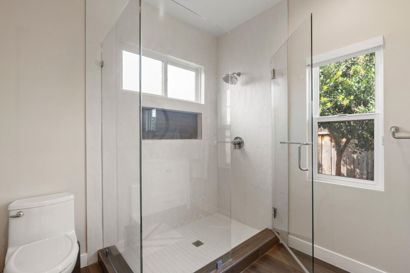 Detail Gallery Image 27 of 33 For 2331 Sunny Vista Dr, San Jose,  CA 95128 - 4 Beds | 3/1 Baths