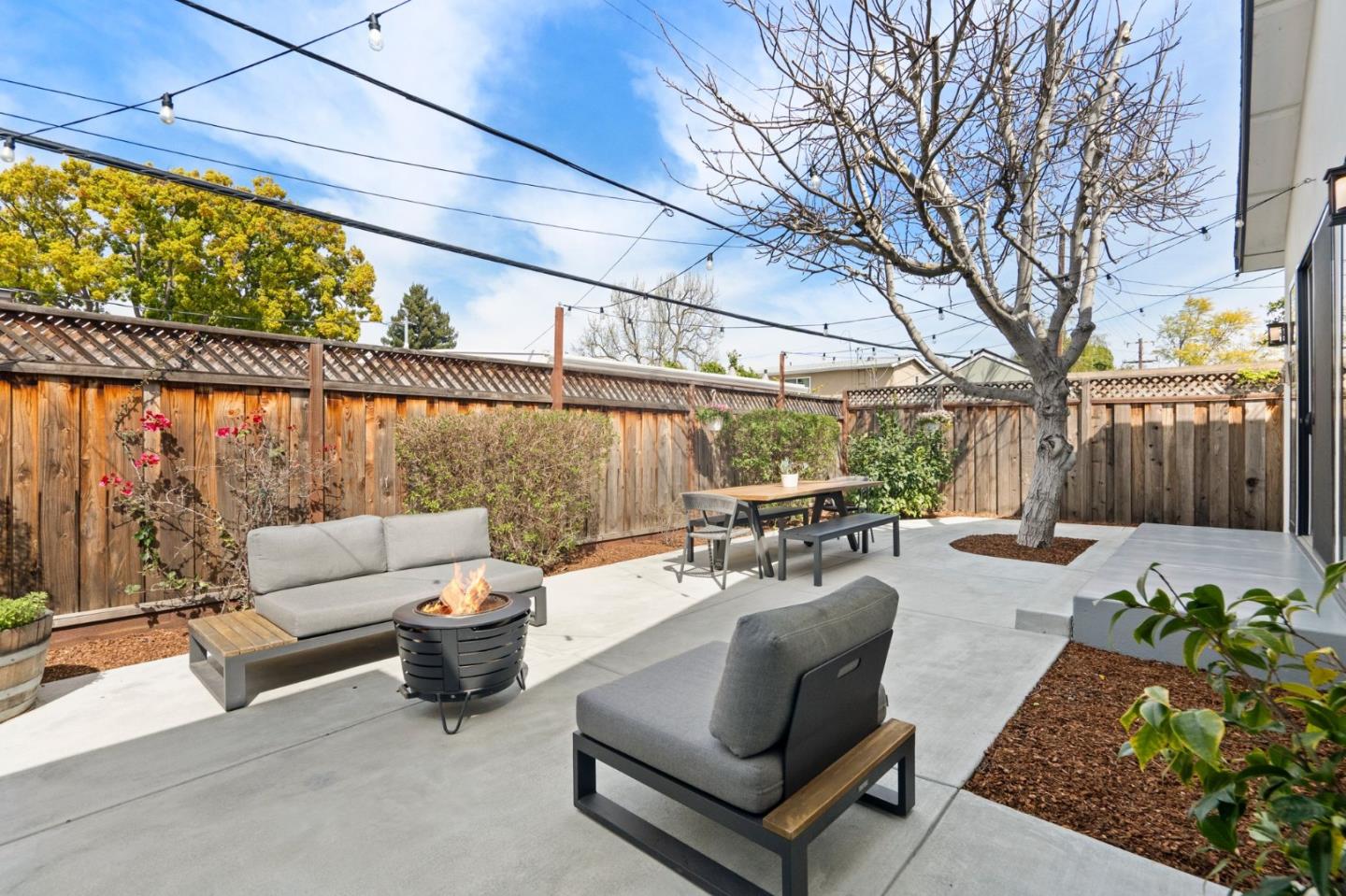 Detail Gallery Image 32 of 33 For 2331 Sunny Vista Dr, San Jose,  CA 95128 - 4 Beds | 3/1 Baths