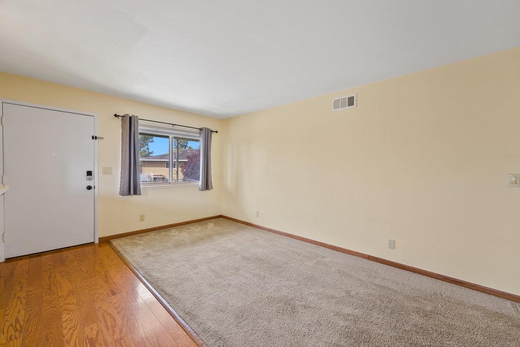 Detail Gallery Image 10 of 23 For 1455 45th Ave #4,  Capitola,  CA 95010 - 2 Beds | 1 Baths