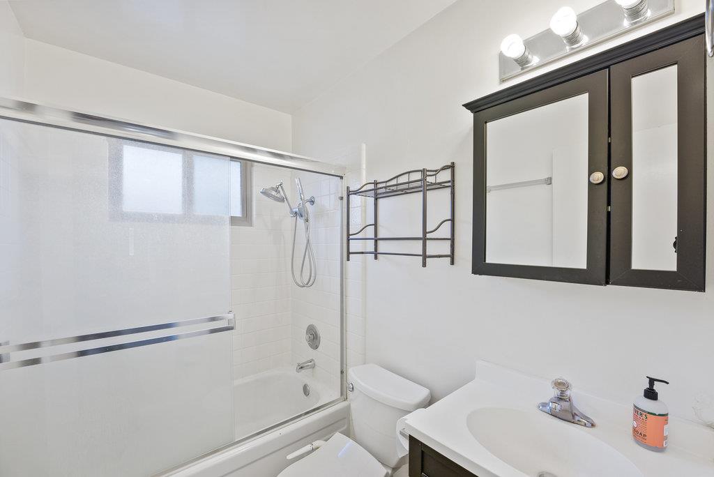 Detail Gallery Image 13 of 23 For 1455 45th Ave #4,  Capitola,  CA 95010 - 2 Beds | 1 Baths