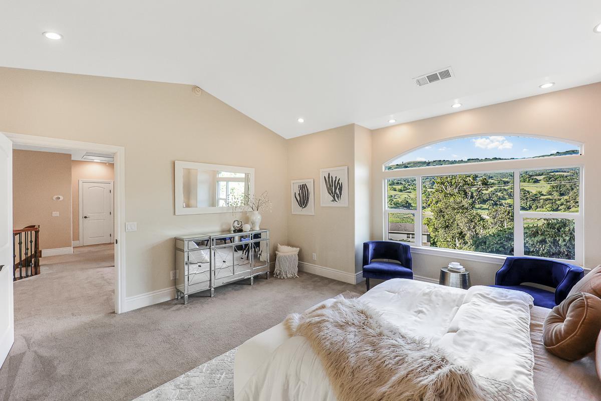 Detail Gallery Image 18 of 53 For 17645 Manzanita Dr, Morgan Hill,  CA 95037 - 4 Beds | 4/1 Baths