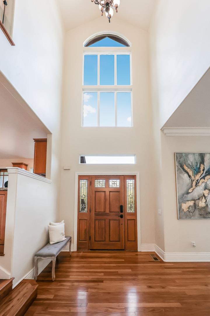 Detail Gallery Image 8 of 53 For 17645 Manzanita Dr, Morgan Hill,  CA 95037 - 4 Beds | 4/1 Baths