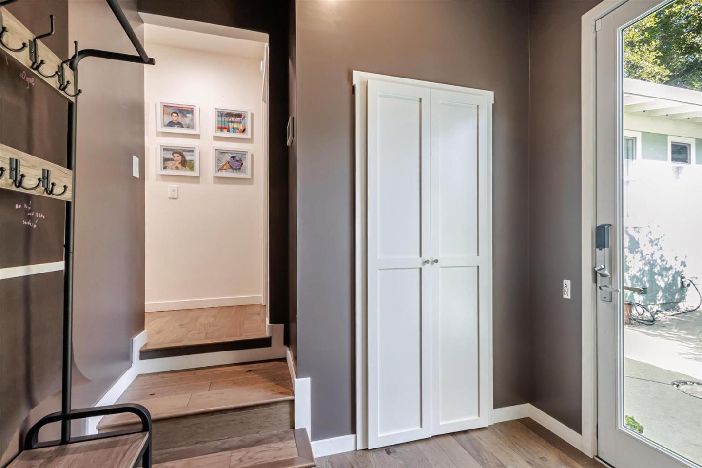 Detail Gallery Image 13 of 41 For 26 Pleasant St, Los Gatos,  CA 95030 - 4 Beds | 2/1 Baths