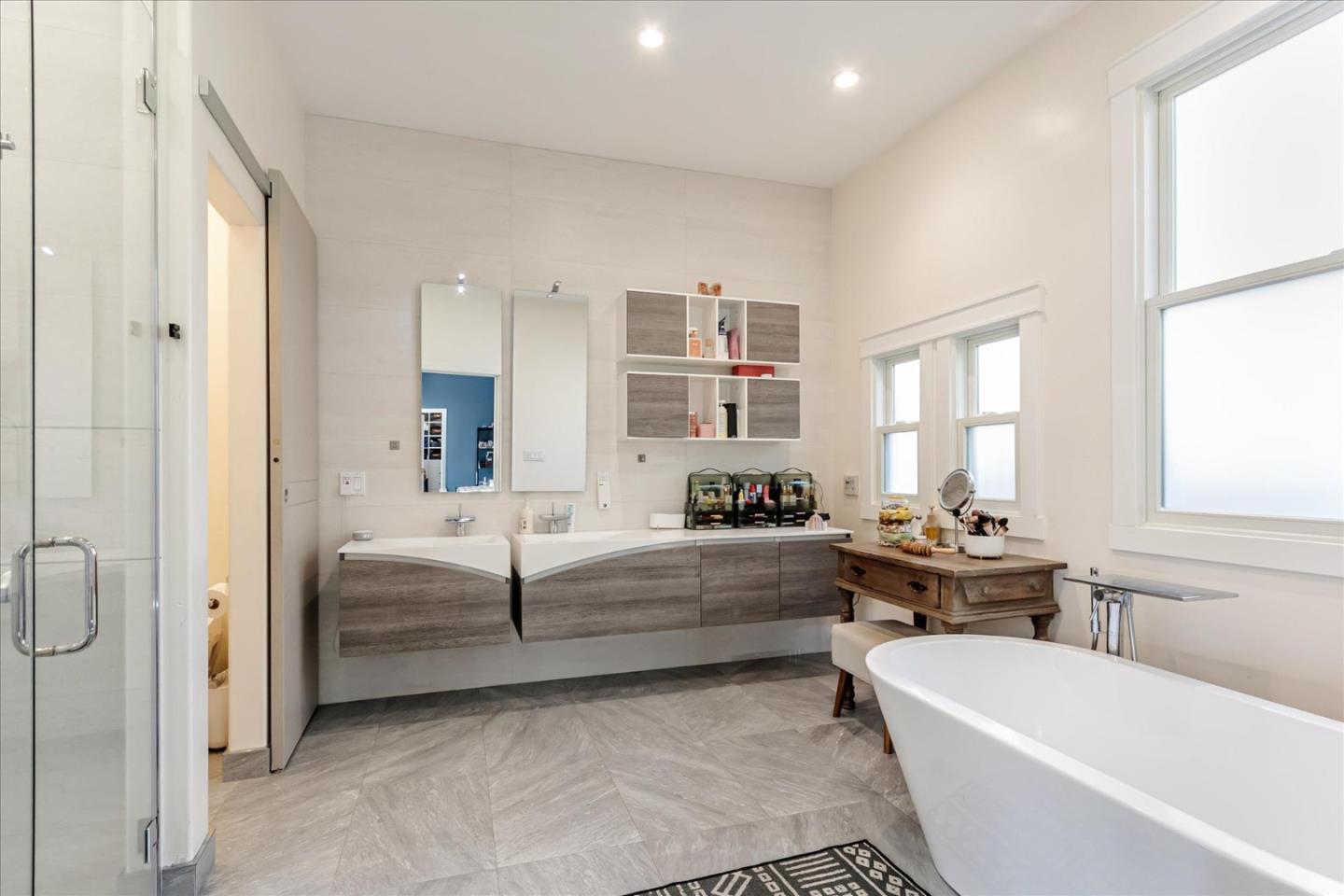 Detail Gallery Image 17 of 41 For 26 Pleasant St, Los Gatos,  CA 95030 - 4 Beds | 2/1 Baths