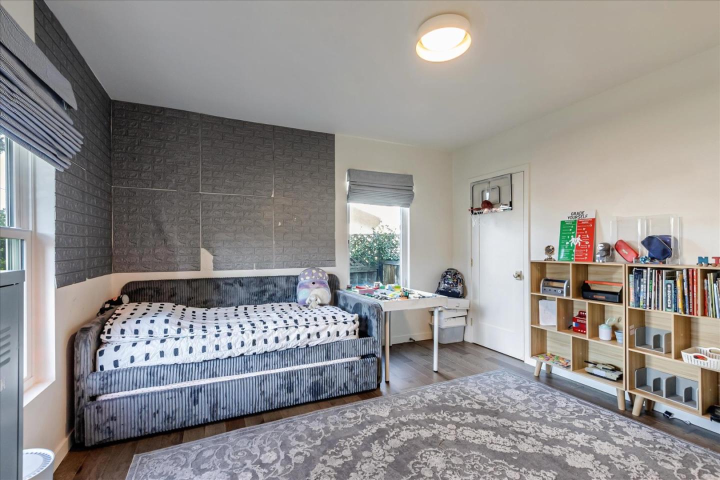 Detail Gallery Image 21 of 41 For 26 Pleasant St, Los Gatos,  CA 95030 - 4 Beds | 2/1 Baths