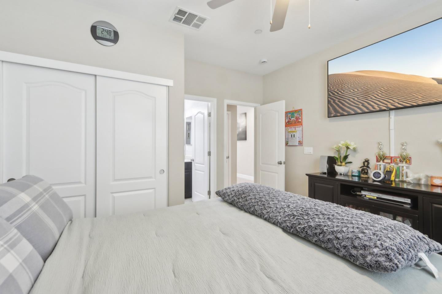 Detail Gallery Image 18 of 46 For 1838 Tamarind Way, Gilroy,  CA 95020 - 5 Beds | 4/1 Baths