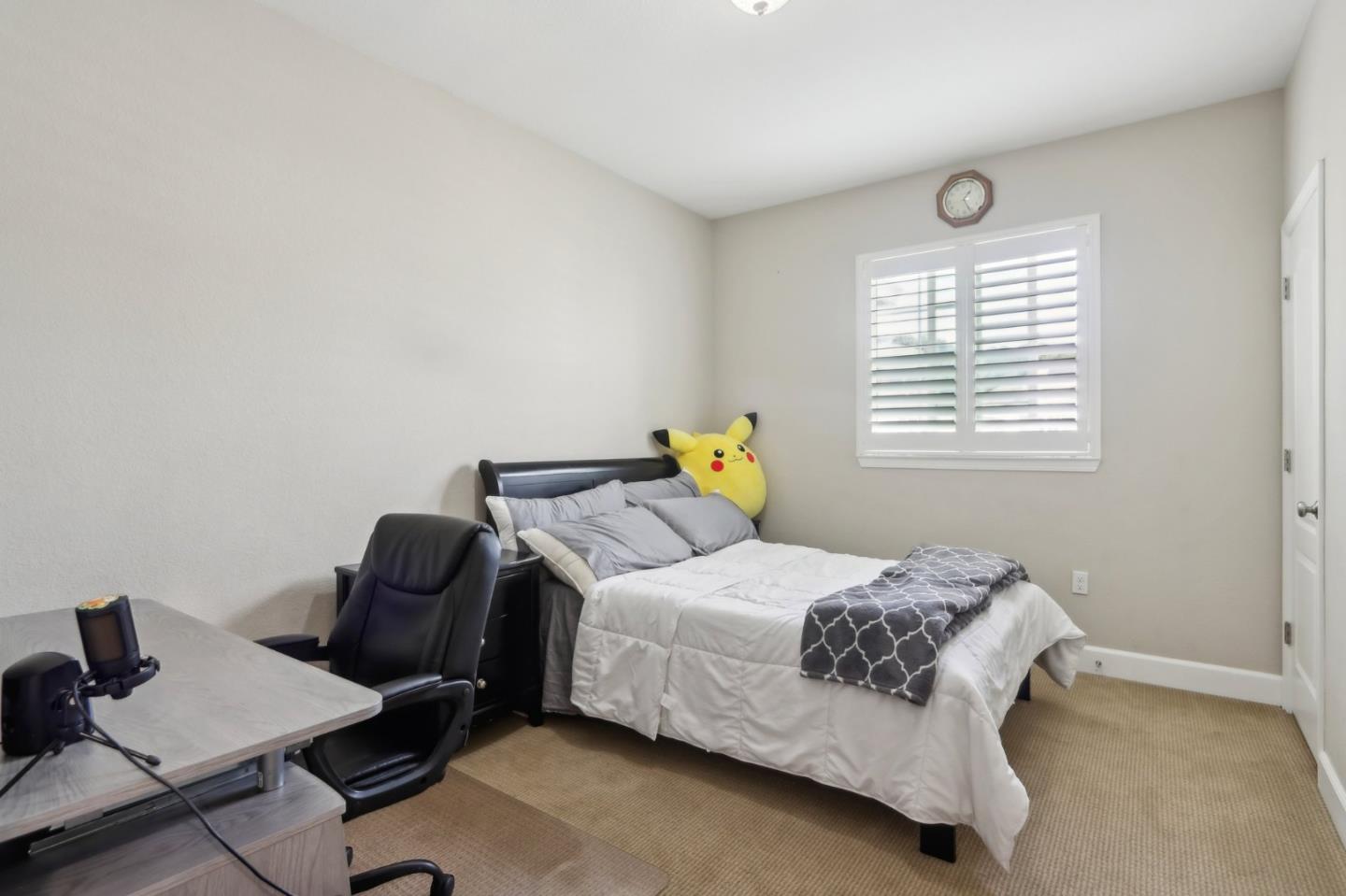 Detail Gallery Image 22 of 46 For 1838 Tamarind Way, Gilroy,  CA 95020 - 5 Beds | 4/1 Baths