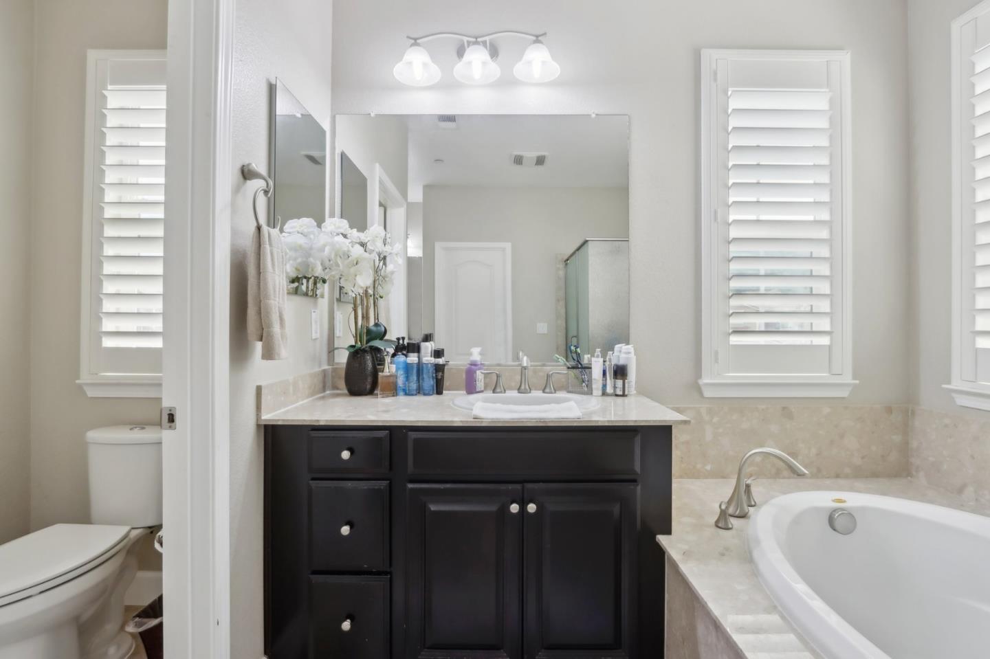 Detail Gallery Image 30 of 46 For 1838 Tamarind Way, Gilroy,  CA 95020 - 5 Beds | 4/1 Baths