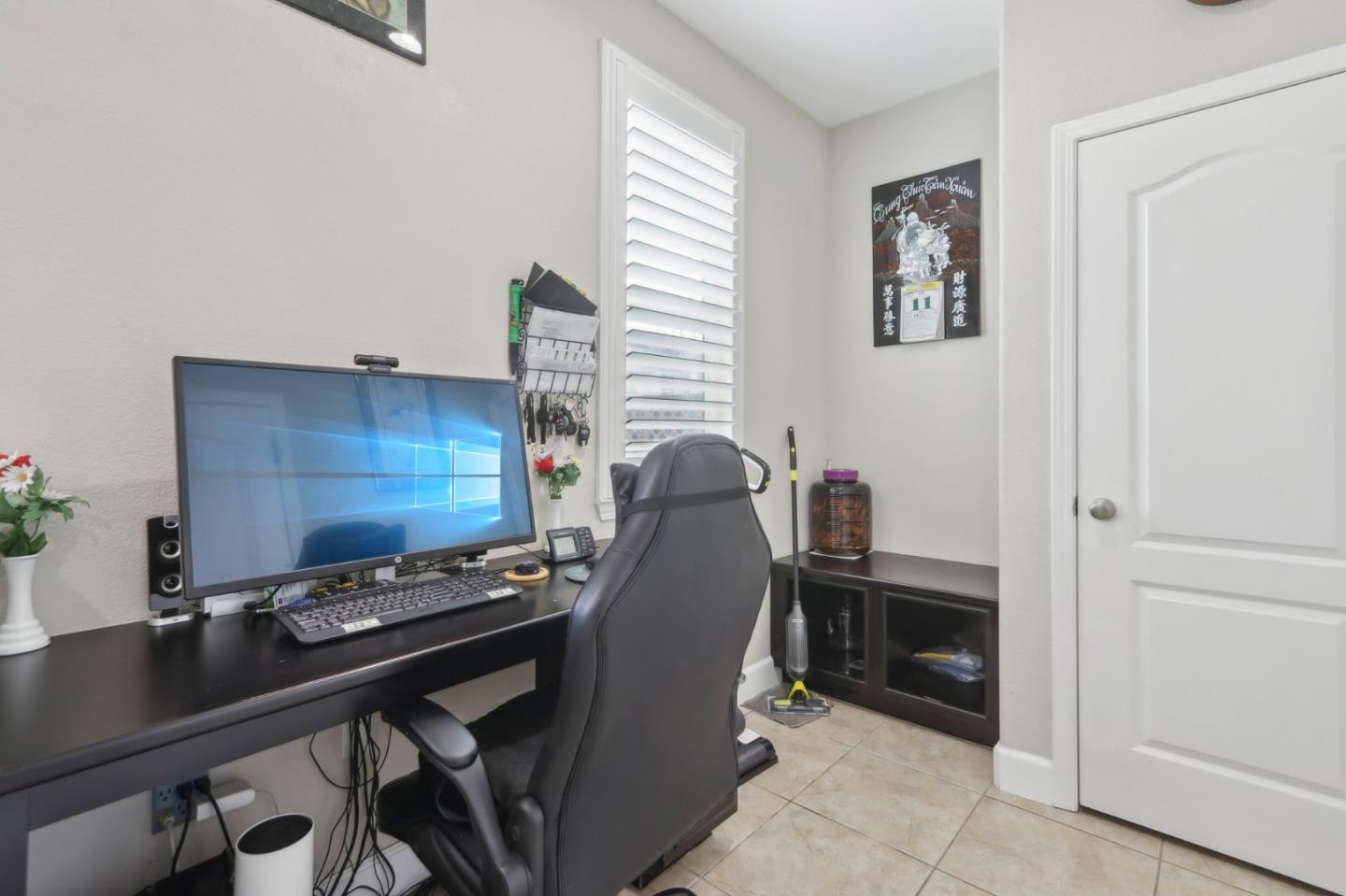 Detail Gallery Image 9 of 46 For 1838 Tamarind Way, Gilroy,  CA 95020 - 5 Beds | 4/1 Baths