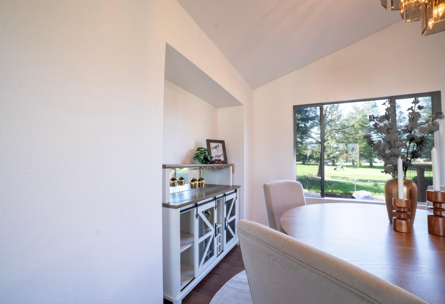Detail Gallery Image 10 of 47 For 4652 Fairway Dr, Rohnert Park,  CA 94928 - 4 Beds | 3 Baths