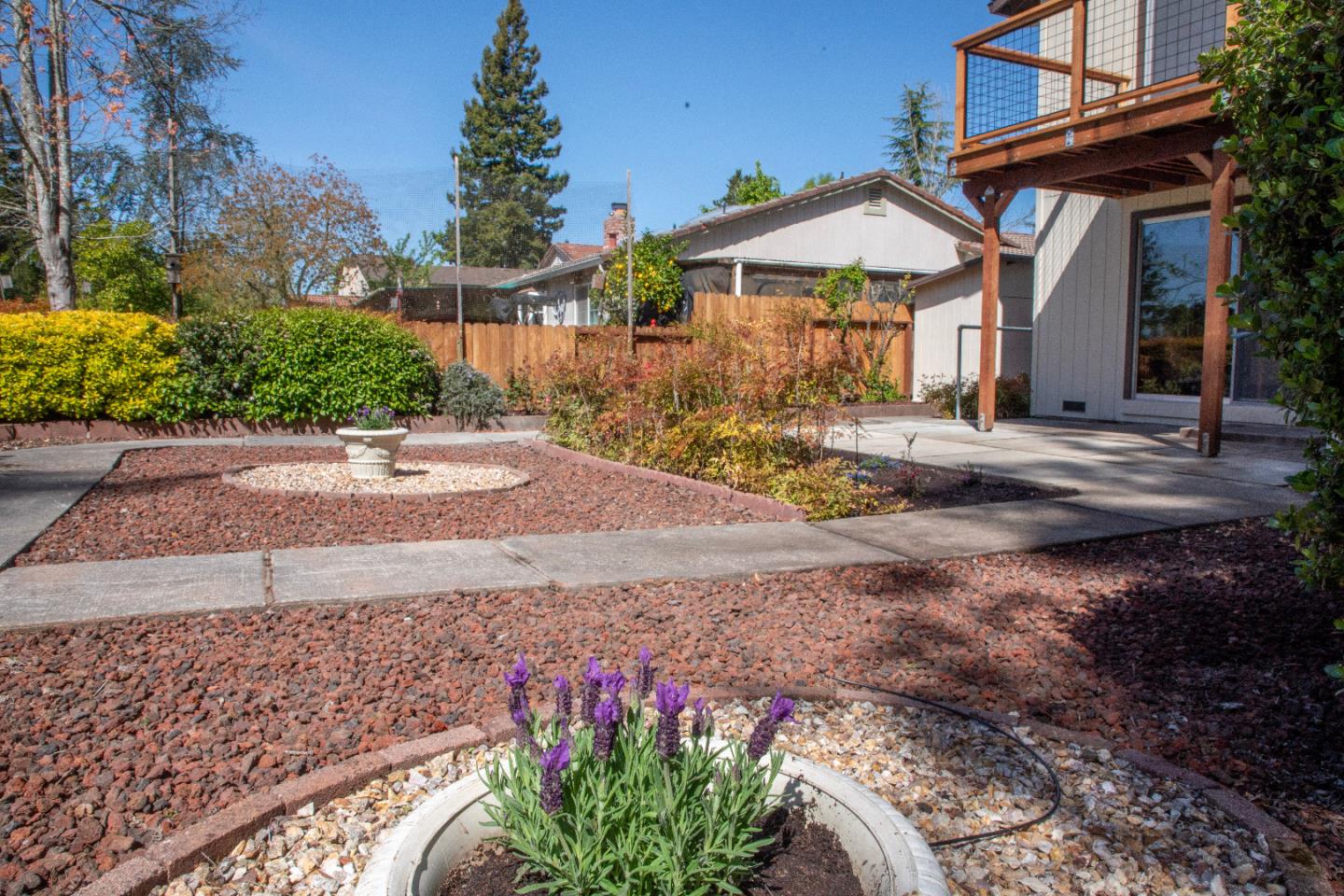 Detail Gallery Image 45 of 47 For 4652 Fairway Dr, Rohnert Park,  CA 94928 - 4 Beds | 3 Baths