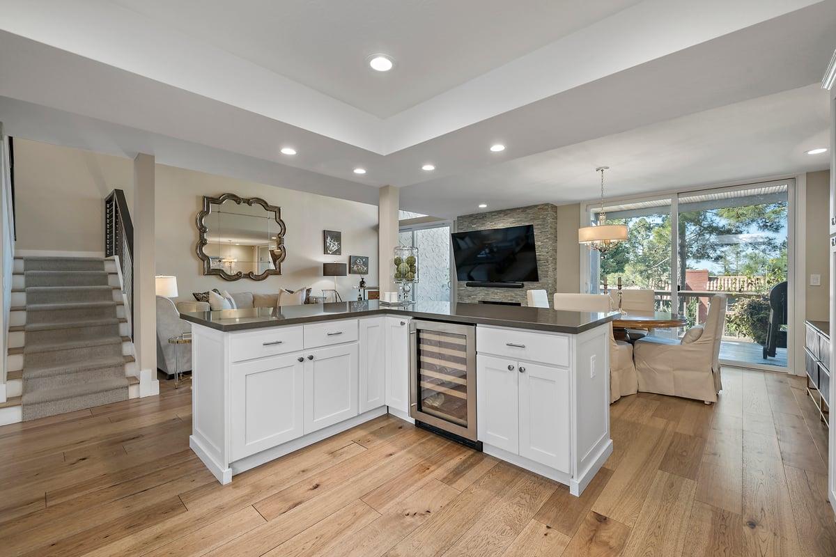 Detail Gallery Image 9 of 24 For 105 El Porton, Los Gatos,  CA 95032 - 3 Beds | 2/1 Baths