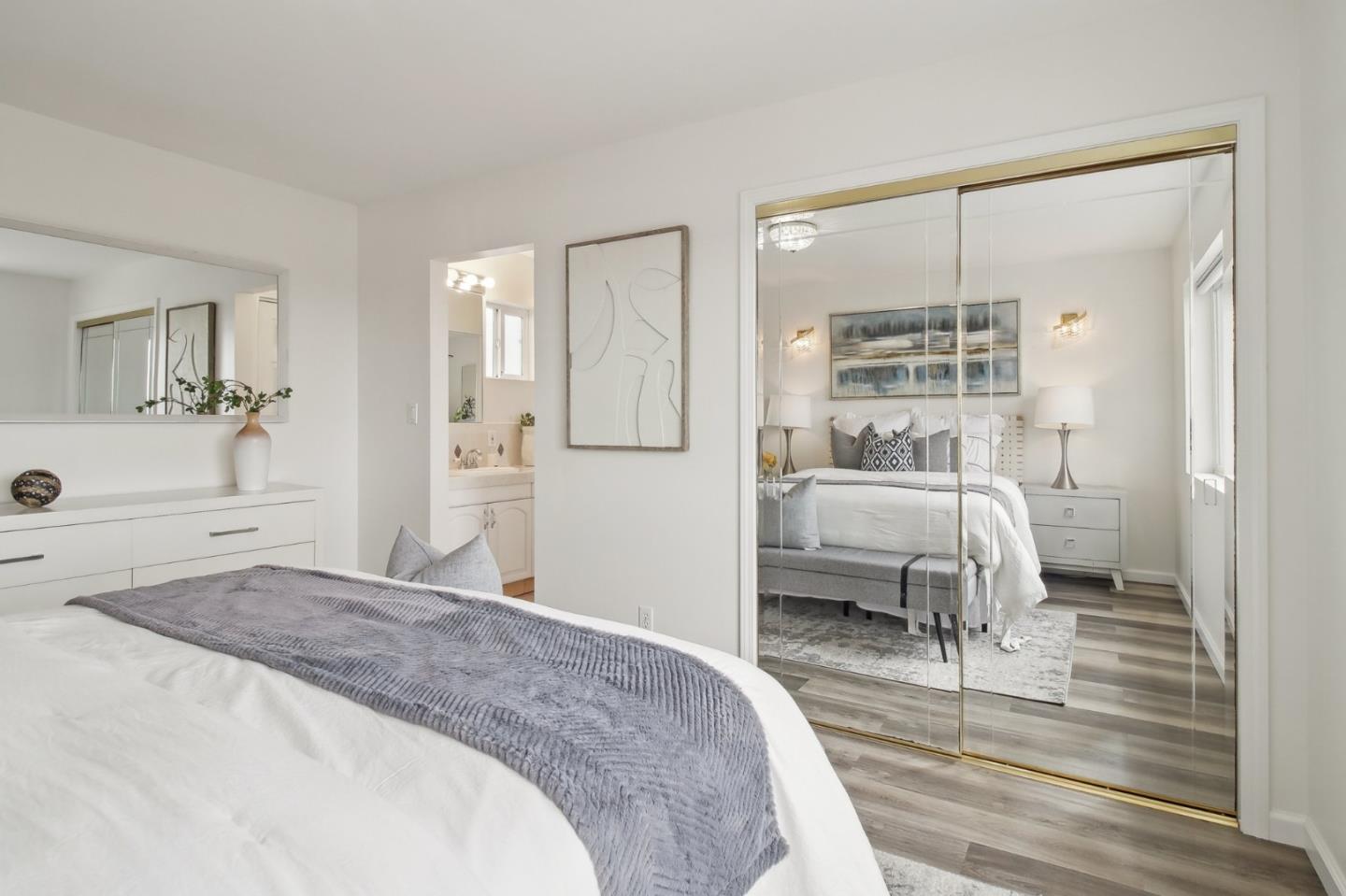 Detail Gallery Image 13 of 33 For 361 Hazel Ave, San Bruno,  CA 94066 - 4 Beds | 3 Baths