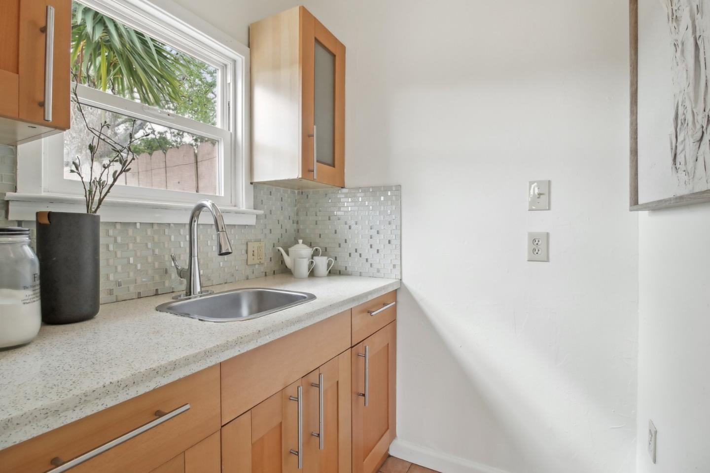 Detail Gallery Image 23 of 33 For 361 Hazel Ave, San Bruno,  CA 94066 - 4 Beds | 3 Baths