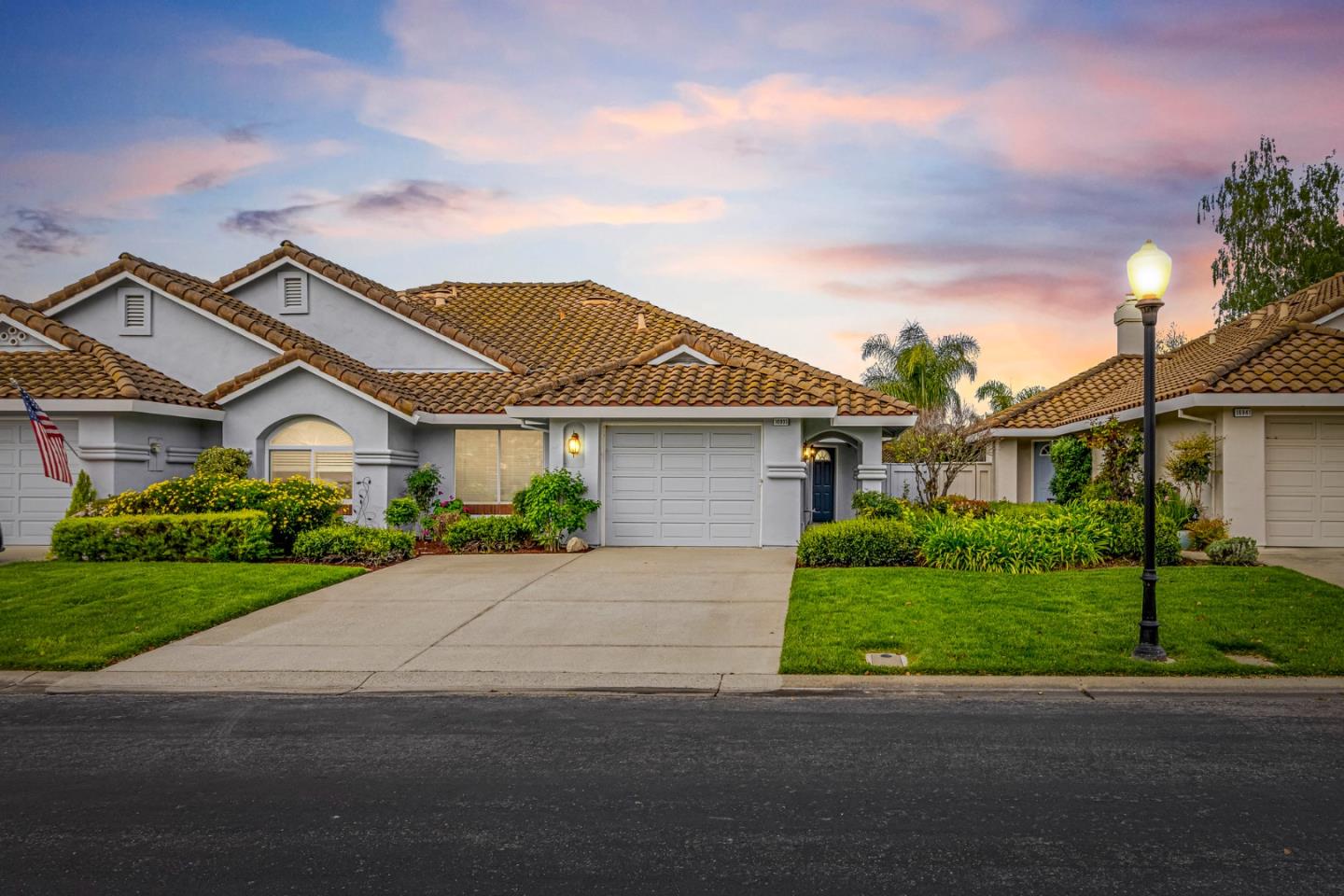 Detail Gallery Image 2 of 45 For 16935 Sugar Pine Dr, Morgan Hill,  CA 95037 - 2 Beds | 1/1 Baths