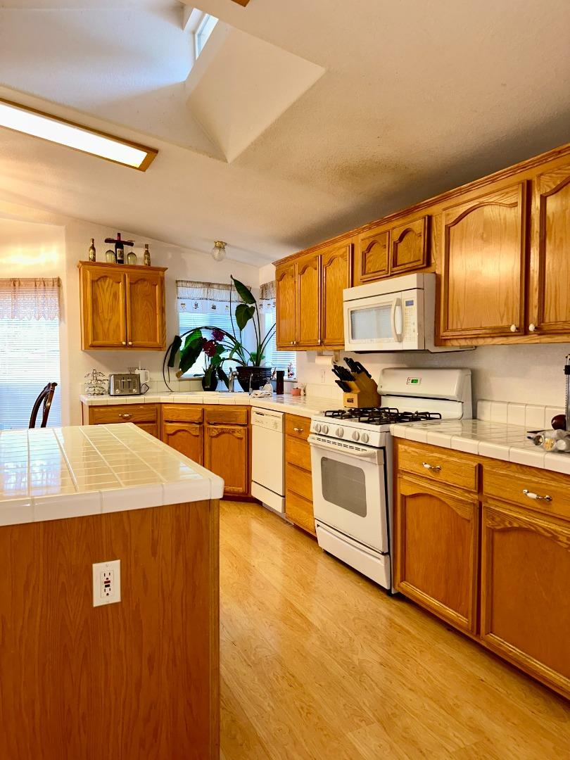 Detail Gallery Image 11 of 24 For 60 Plumosa Ln #60,  Aptos,  CA 95003 - 3 Beds | 2 Baths