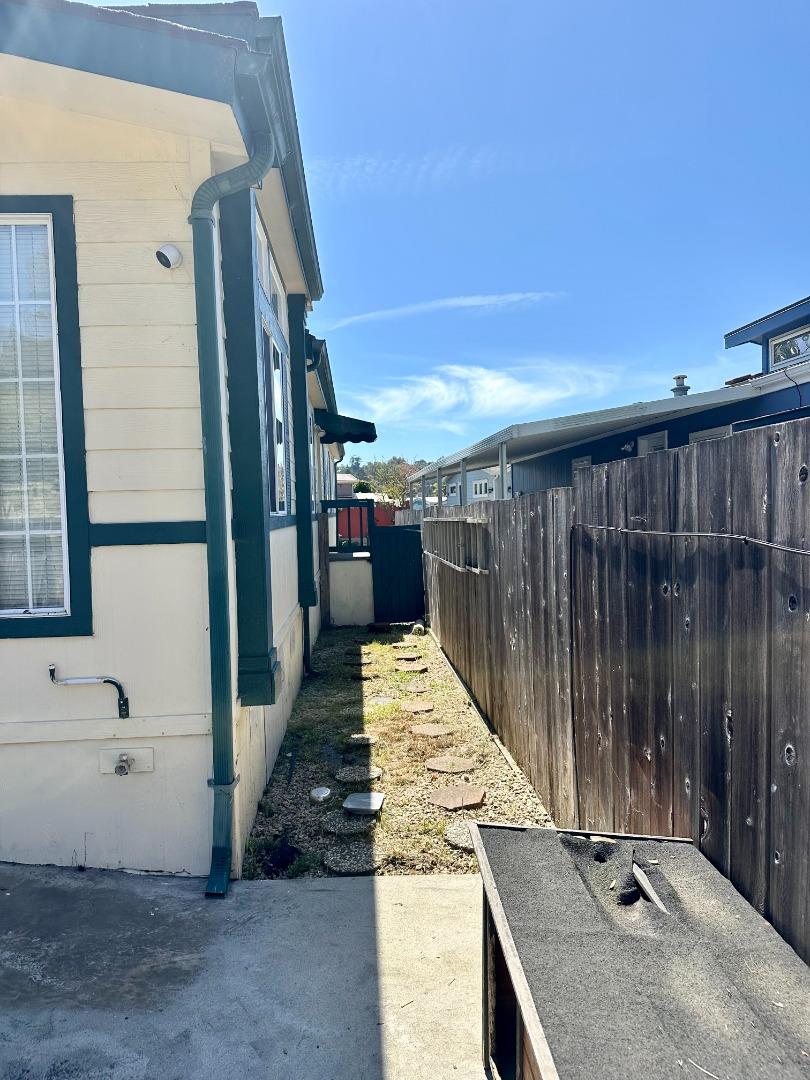 Detail Gallery Image 6 of 24 For 60 Plumosa Ln #60,  Aptos,  CA 95003 - 3 Beds | 2 Baths