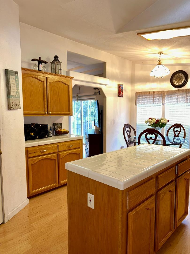 Detail Gallery Image 9 of 24 For 60 Plumosa Ln #60,  Aptos,  CA 95003 - 3 Beds | 2 Baths