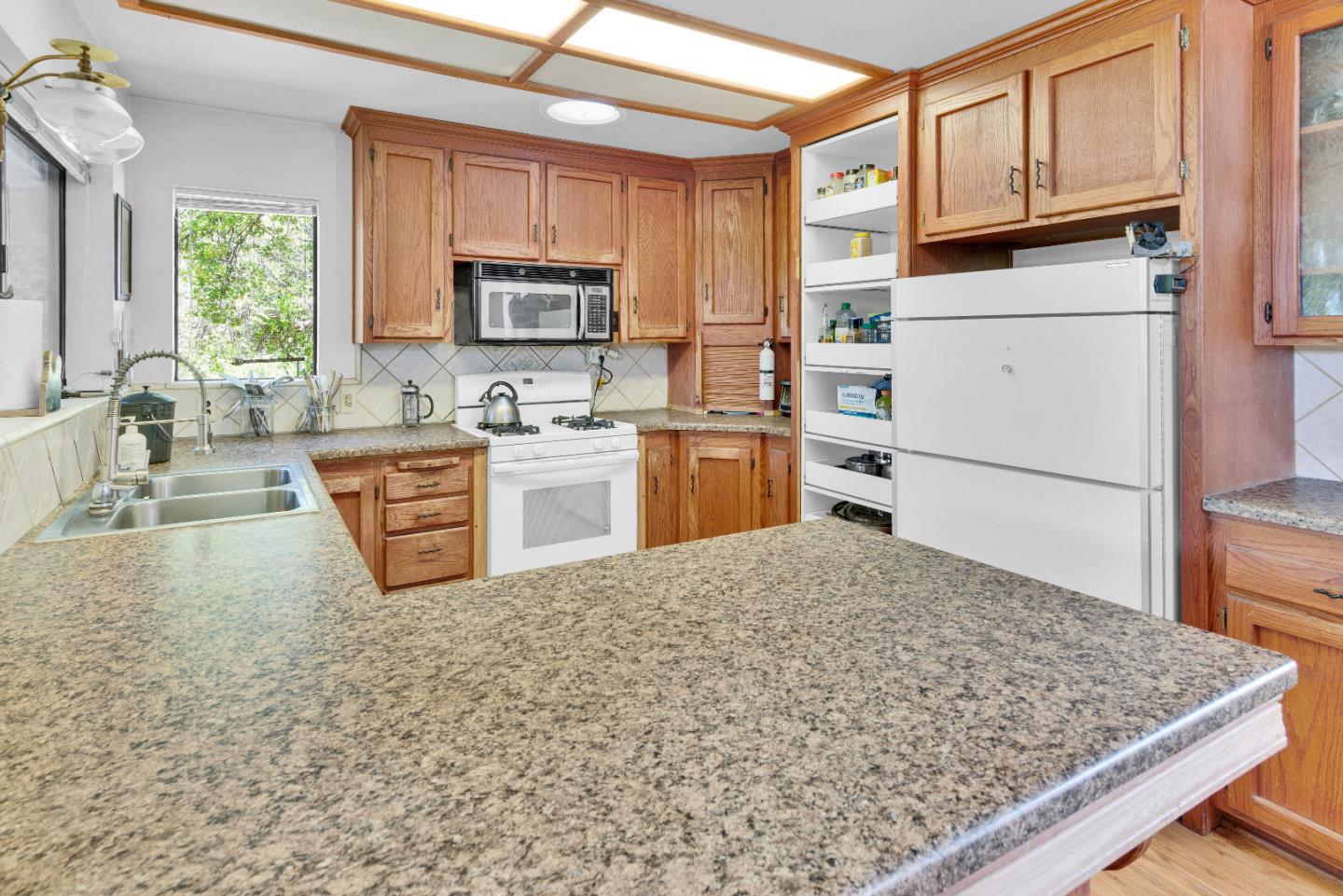Detail Gallery Image 15 of 55 For 38483 Milpitas Rd, Jolon,  CA 93928 - 3 Beds | 2/1 Baths