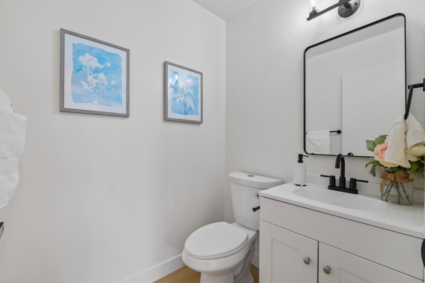 Detail Gallery Image 14 of 44 For 4251 Apollo Cir, Union City,  CA 94587 - 4 Beds | 2/1 Baths